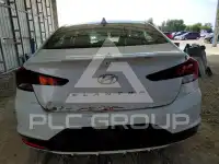 2019 Hyundai Elantra фото