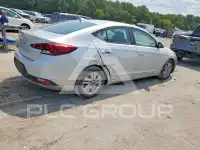 2019 Hyundai Elantra photo
