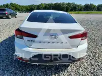 2019 Hyundai Elantra фото
