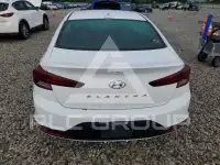 2019 Hyundai Elantra фото
