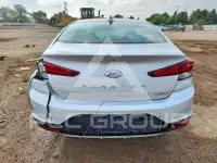 2019 Hyundai Elantra фото