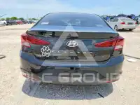 2019 Hyundai Elantra фото