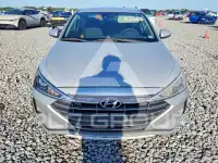 2019 Hyundai Elantra photo