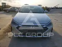 2019 Hyundai Elantra photo