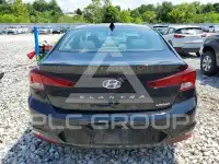 2019 Hyundai Elantra photo