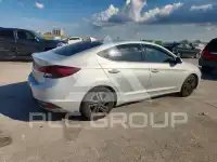 2019 Hyundai Elantra фото