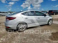 2019 Hyundai Elantra фото