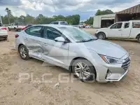 2019 Hyundai Elantra фото