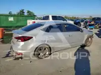 2019 Hyundai Elantra фото