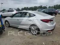 2019 Hyundai Elantra photo