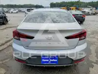 2019 Hyundai Elantra фото