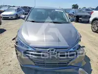 2019 Hyundai Elantra фото