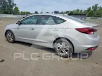2019 Hyundai Elantra фото