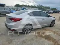 2019 Hyundai Elantra фото