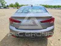 2019 Hyundai Elantra фото