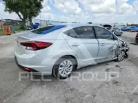 2019 Hyundai Elantra фото