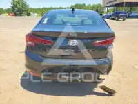 2019 Hyundai Elantra фото
