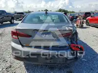 2019 Hyundai Elantra фото