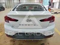 2019 Hyundai Elantra фото