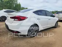 2019 Hyundai Elantra фото