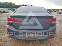 2019 Hyundai Elantra фото
