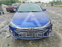 2019 Hyundai Elantra photo