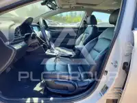 2019 Hyundai Elantra фото