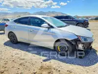 2019 Hyundai Elantra фото