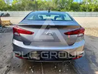 2019 Hyundai Elantra фото