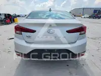 2019 Hyundai Elantra фото