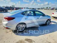 2019 Hyundai Elantra фото