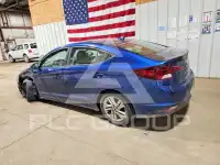 2019 Hyundai Elantra фото