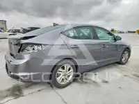 2019 Hyundai Elantra photo