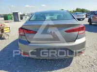 2019 Hyundai Elantra фото