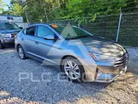 2019 Hyundai Elantra фото