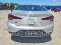 2019 Hyundai Elantra photo