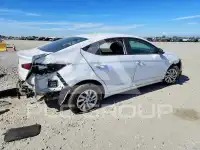 2019 Hyundai Elantra photo