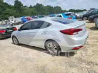 2019 Hyundai Elantra фото