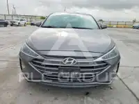 2019 Hyundai Elantra photo