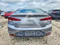 2019 Hyundai Elantra фото