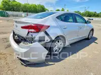 2019 Hyundai Elantra фото
