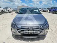2019 Hyundai Elantra фото