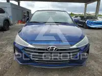 2019 Hyundai Elantra photo