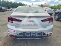 2019 Hyundai Elantra фото