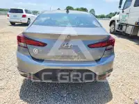 2019 Hyundai Elantra фото