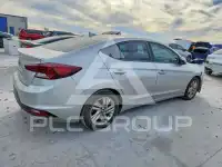 2019 Hyundai Elantra фото