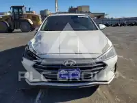 2019 Hyundai Elantra photo