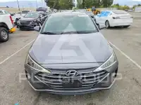 2019 Hyundai Elantra фото