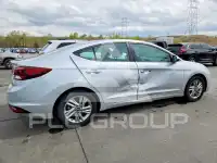 2019 Hyundai Elantra фото