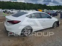 2019 Hyundai Elantra фото